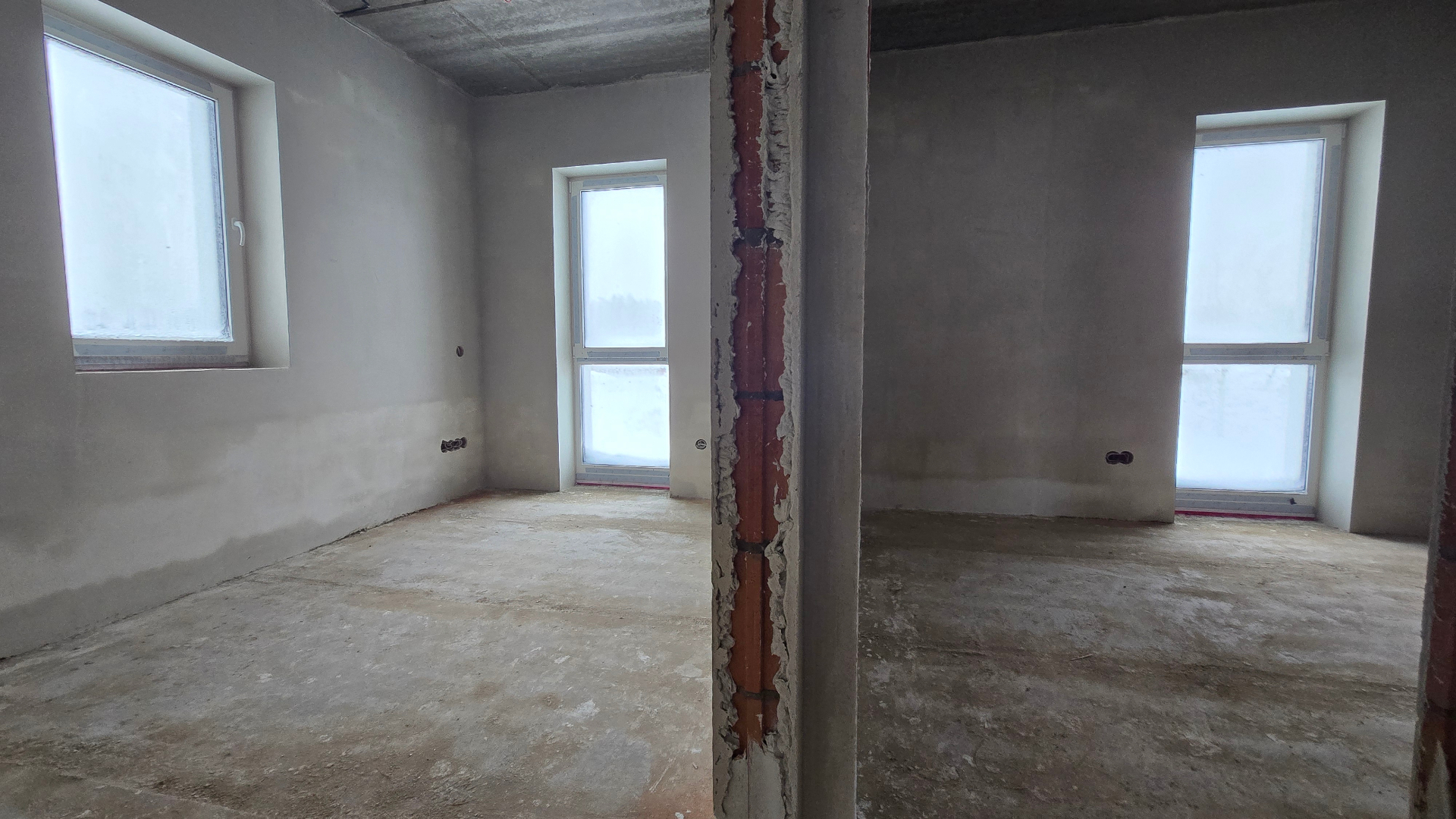 ATR36 statybų eiga – stogo danga